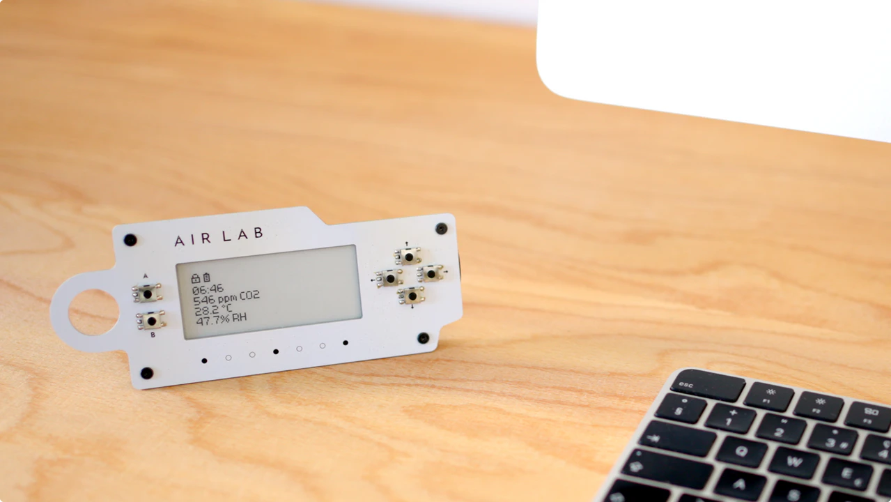 Air Lab on Desk